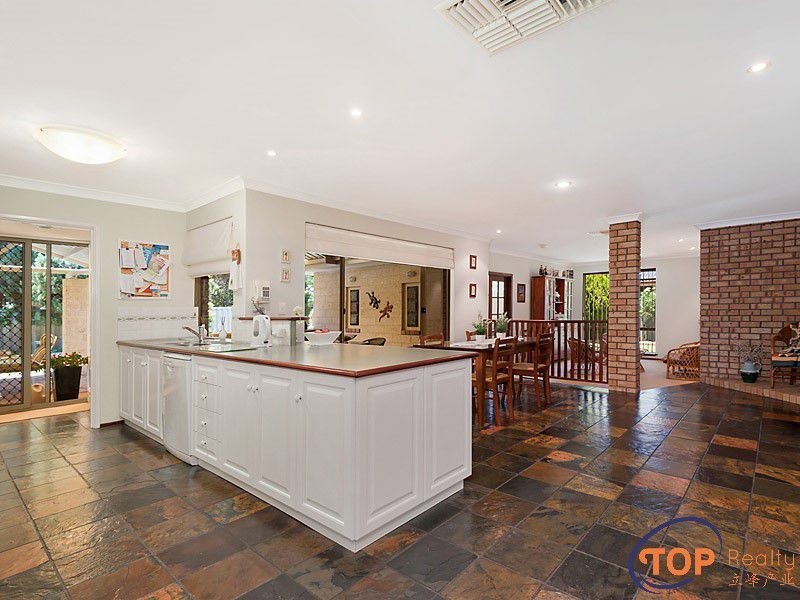 7 Warwick Place, Willetton WA 6155