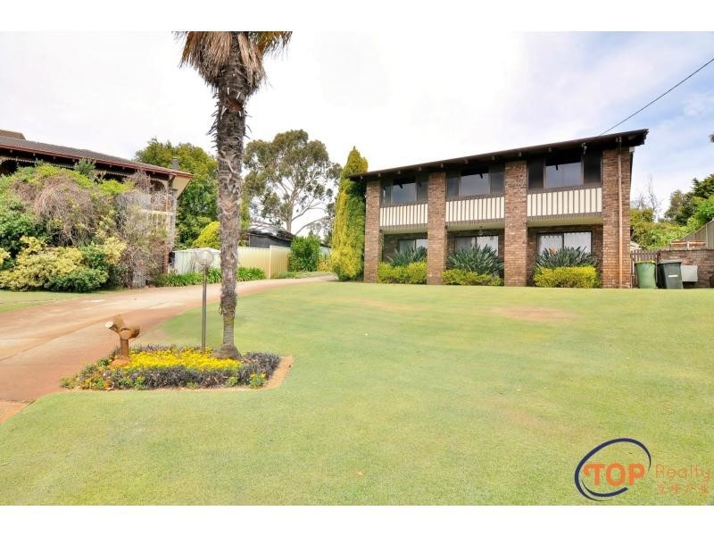 25 Hartung Way, Bull Creek WA 6149