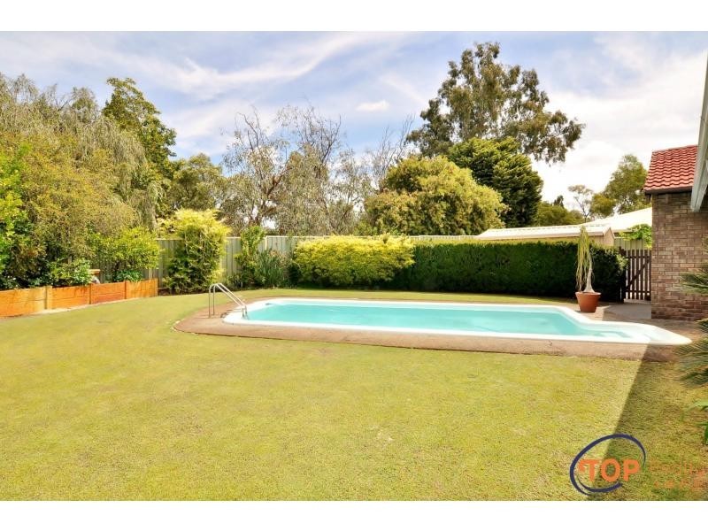 25 Hartung Way, Bull Creek WA 6149