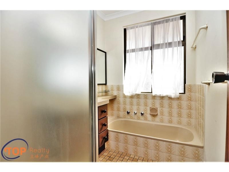 76 Chancery Crescent, Willetton WA 6155