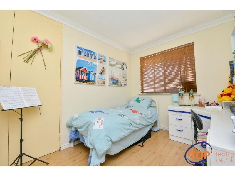 71 Vahland Avenue, Riverton WA 6148