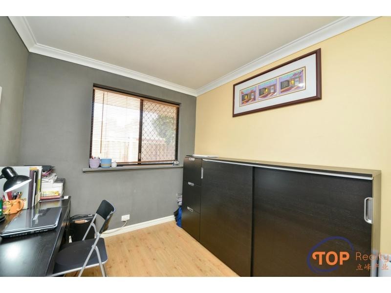 71 Vahland Avenue, Riverton WA 6148