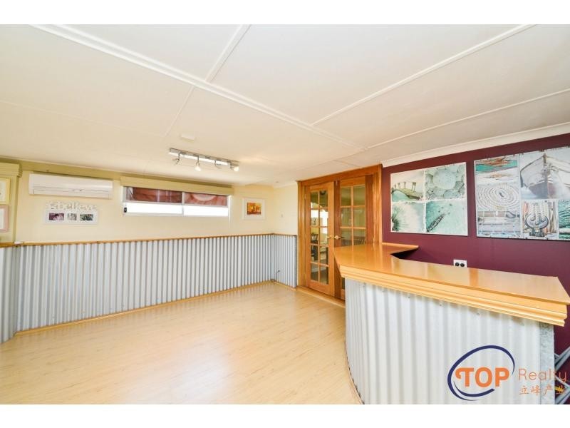 71 Vahland Avenue, Riverton WA 6148