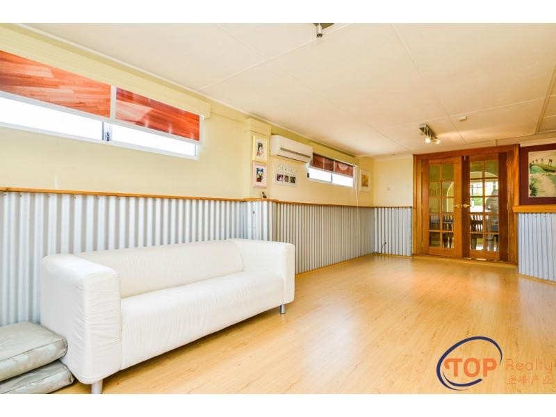 71 Vahland Avenue, Riverton WA 6148