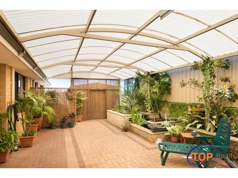 14 Lakefront Avenue, Beeliar WA 6164