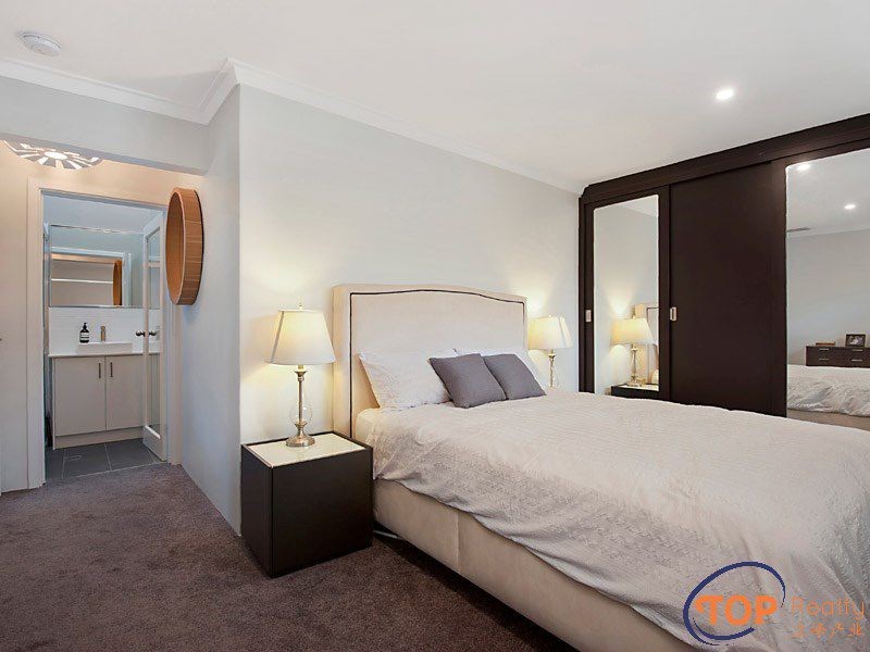 15 Edgecumbe Street, Como WA 6152