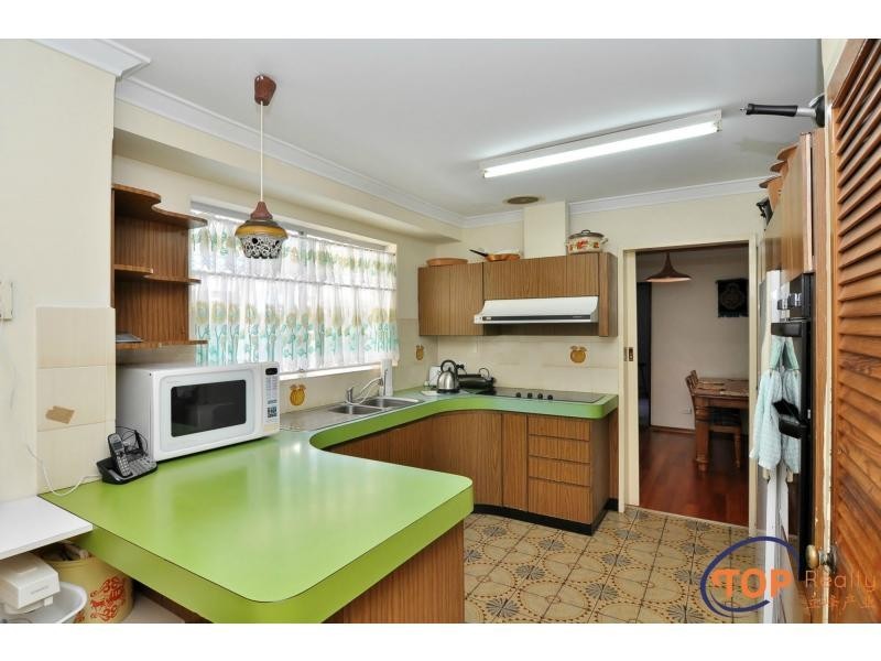 17 The Parapet, Willetton WA 6155