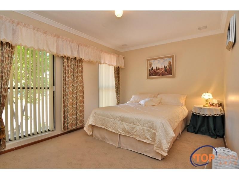 17 The Parapet, Willetton WA 6155