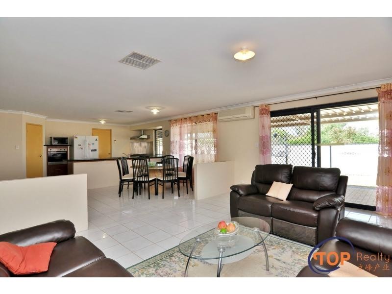 70 Shannon Ramble, Gosnells WA 6110