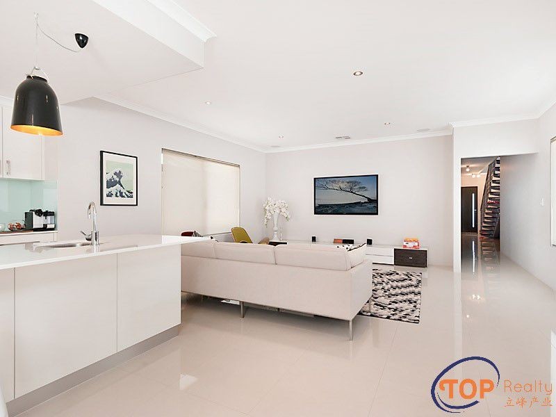 67B Armstrong Road, Wilson WA 6107