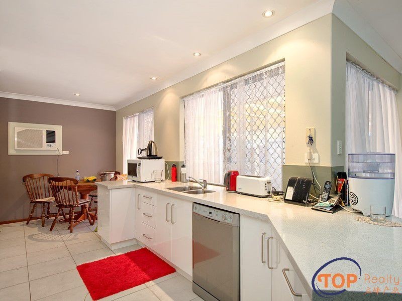 2 Heron Place, Parkwood WA 6147