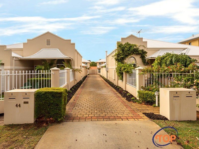 3/44 Lockhart Street, Como WA 6152