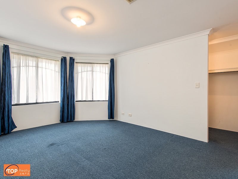 11 Contorta Road, Canning Vale WA 6155