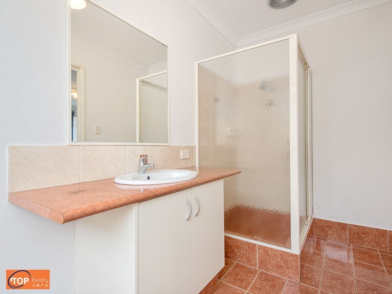 11 Contorta Road, Canning Vale WA 6155