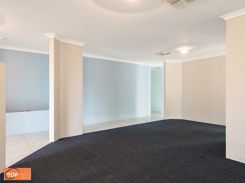 11 Contorta Road, Canning Vale WA 6155