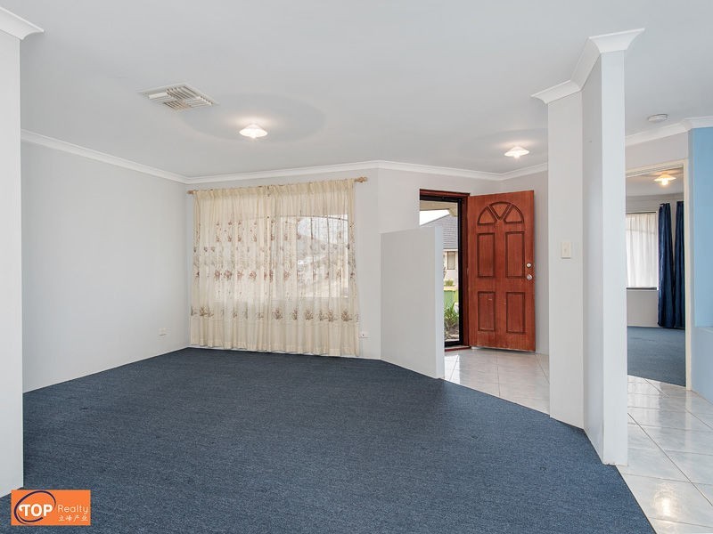 11 Contorta Road, Canning Vale WA 6155