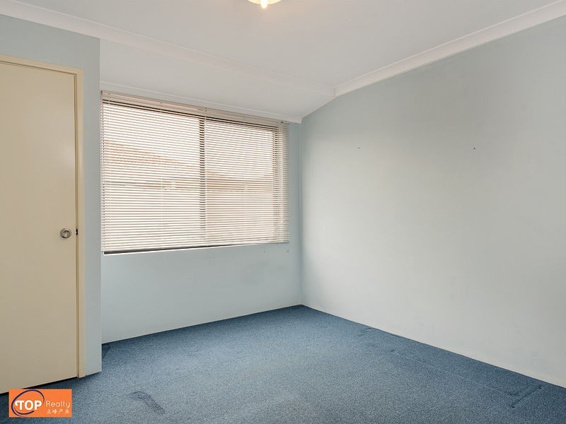 11 Contorta Road, Canning Vale WA 6155