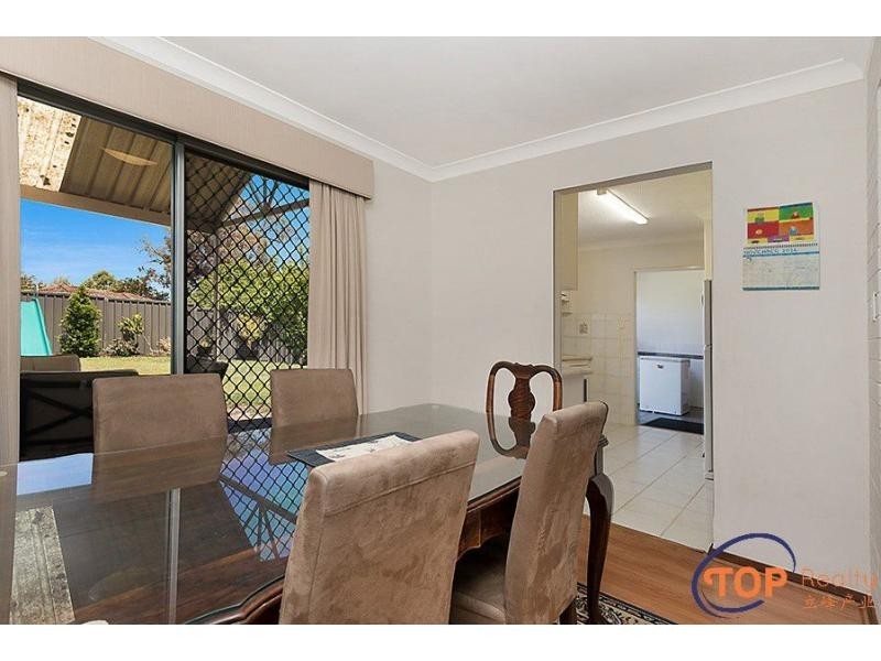 4 Whittaker Crescent, Bull Creek WA 6149