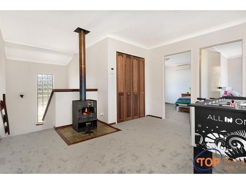 4 Whittaker Crescent, Bull Creek WA 6149