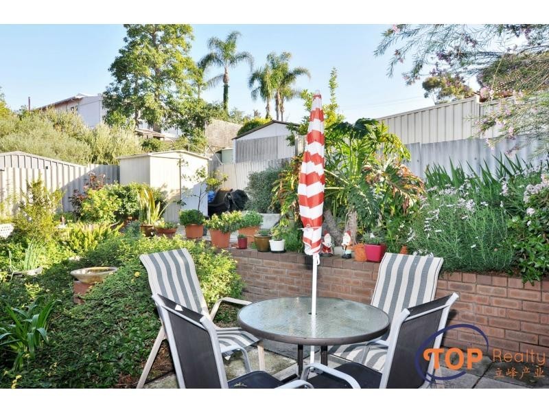 4B The Crowsnest, Willetton WA 6155