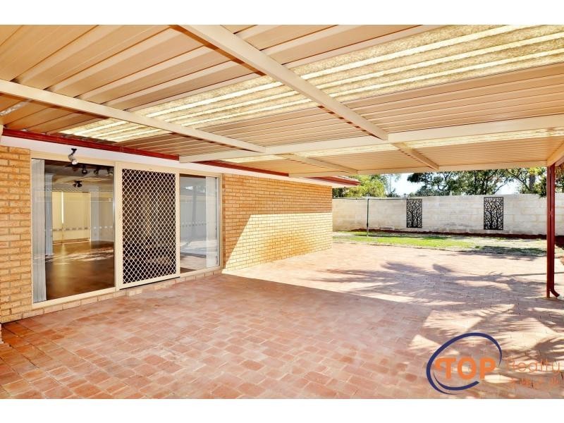 19 Beckley Circle, Leeming WA 6149