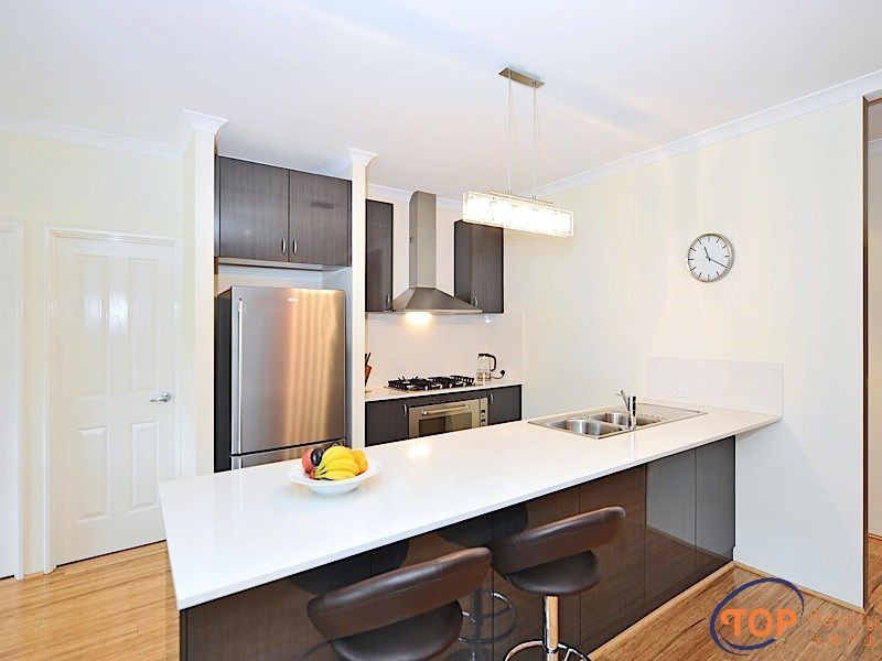 4 Warwick Place, Willetton WA 6155