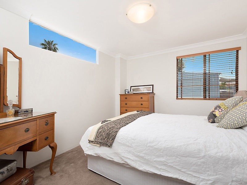 4 Symon Close, Bull Creek WA 6149