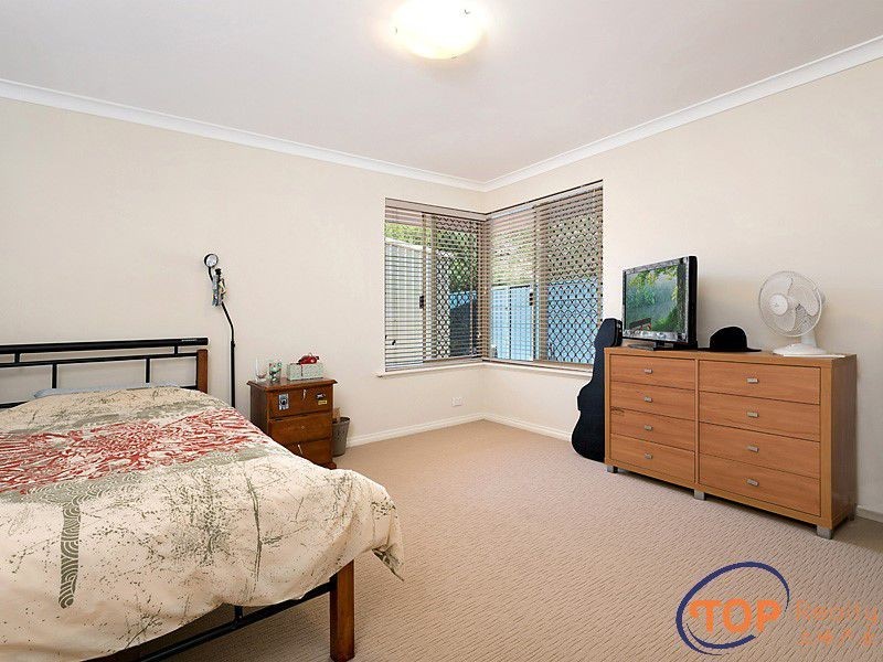 49 Cameron Court, Willetton WA 6155