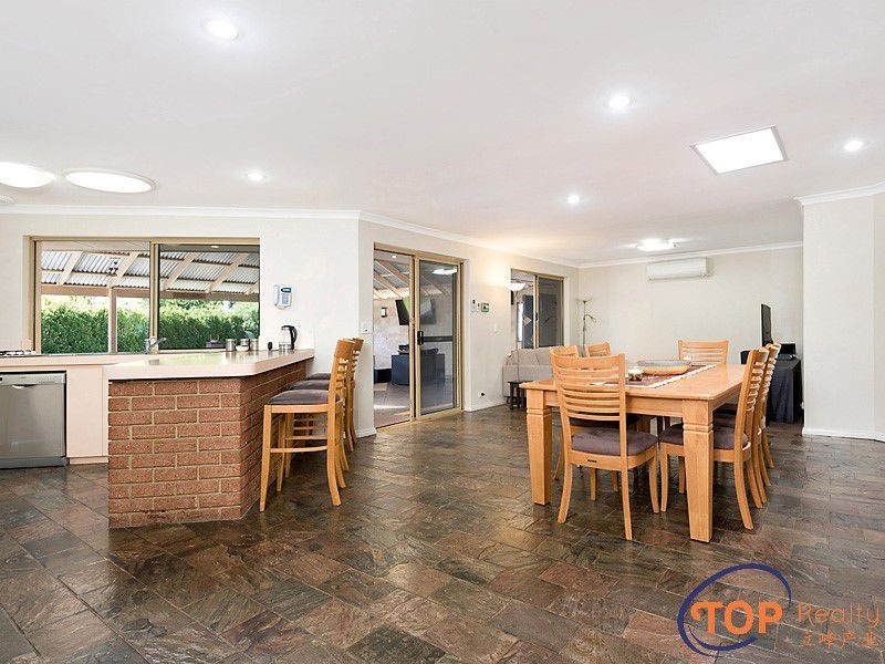49 Cameron Court, Willetton WA 6155