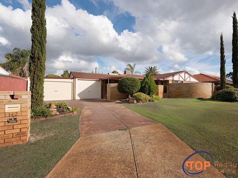 142 Parry Avenue, Bull Creek WA 6149