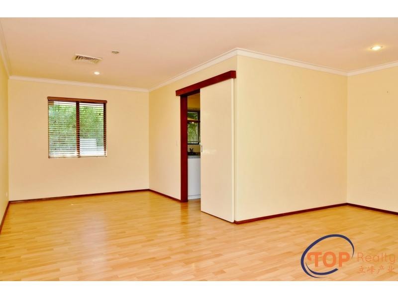 152 Parry Avenue, Bull Creek WA 6149