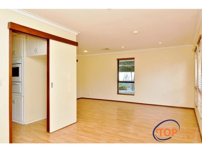 152 Parry Avenue, Bull Creek WA 6149