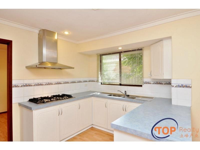 152 Parry Avenue, Bull Creek WA 6149