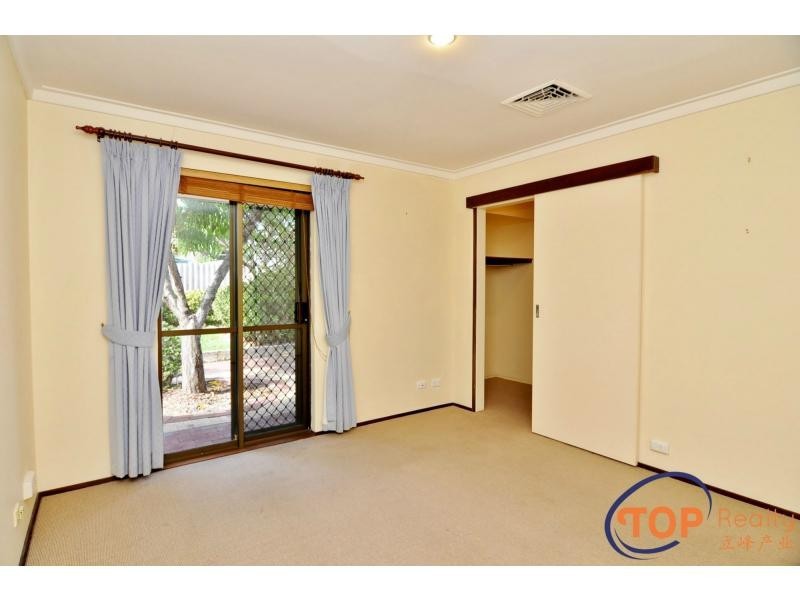 152 Parry Avenue, Bull Creek WA 6149