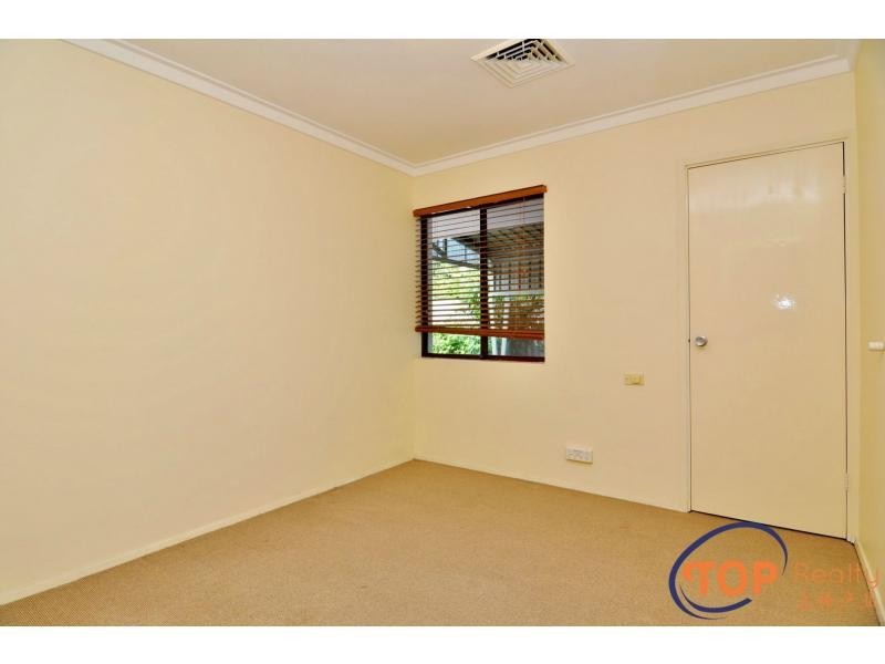 152 Parry Avenue, Bull Creek WA 6149