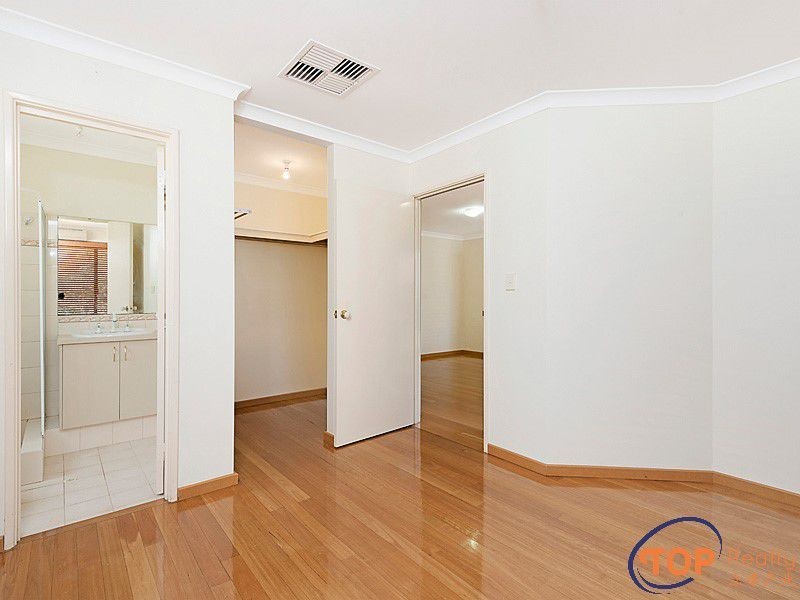 8 Woodside Loop, Beckenham WA 6107