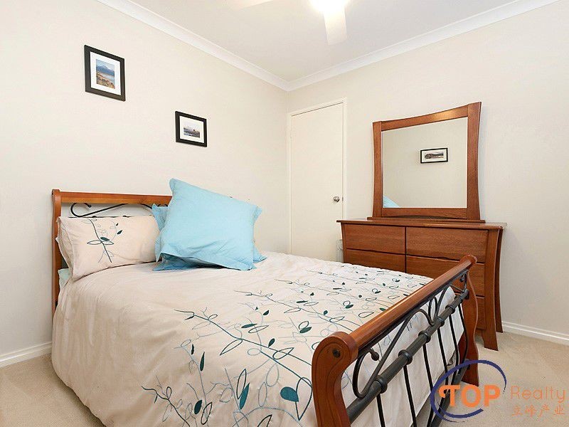 4/184 Bartram Road, Atwell WA 6164