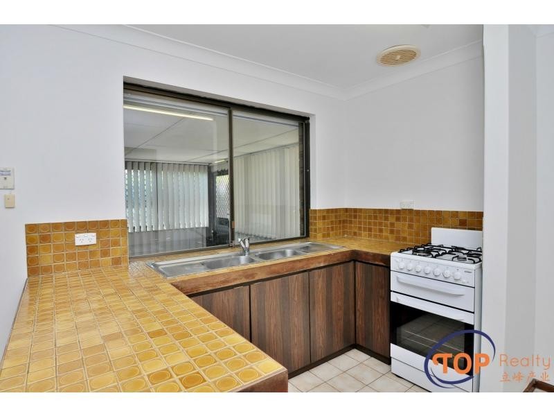 54 Davesia Mews, Ferndale WA 6148