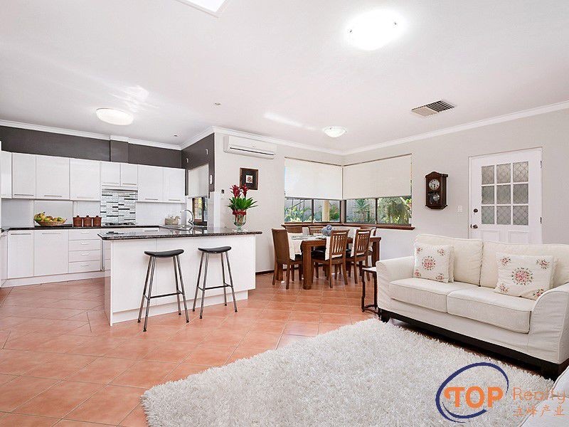 6 Darian Drive, Willetton WA 6155