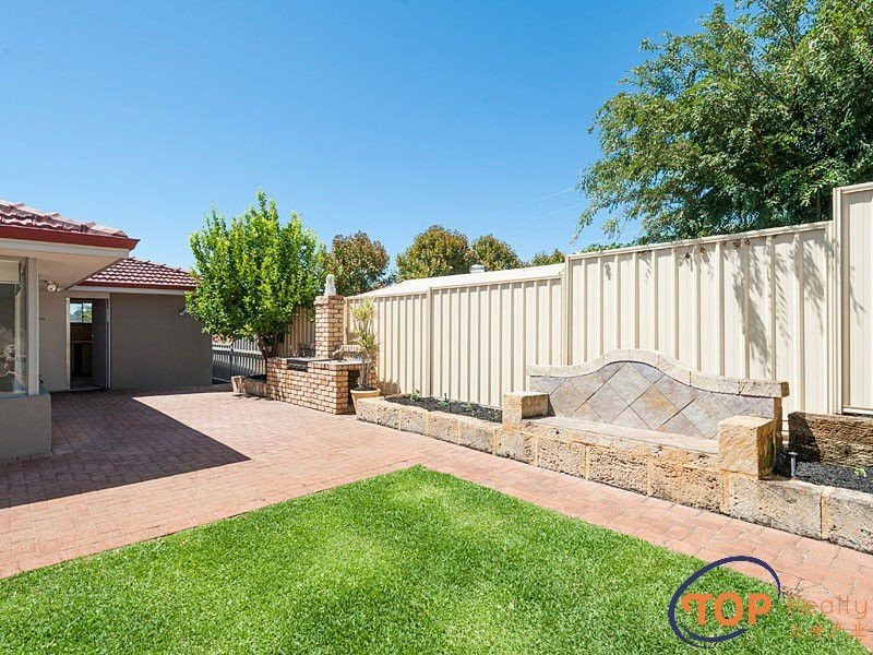 2 Athel Court, Leeming WA 6149