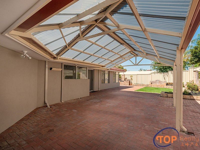 2 Athel Court, Leeming WA 6149