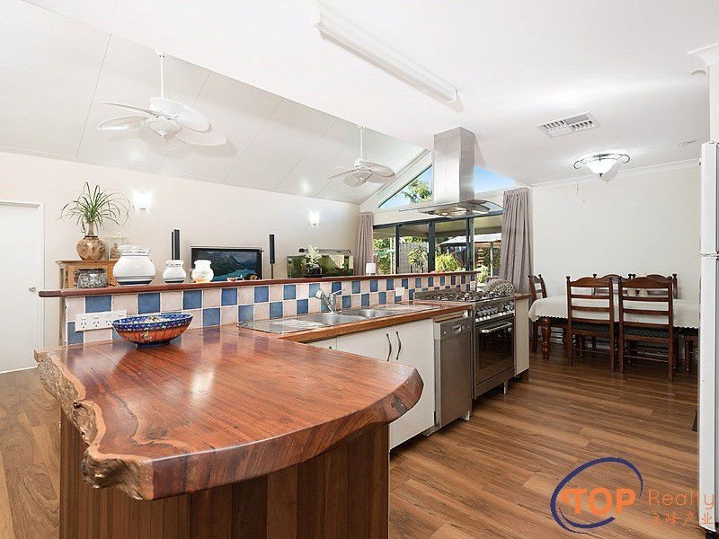 98 Pinetree Gully Road, Willetton WA 6155