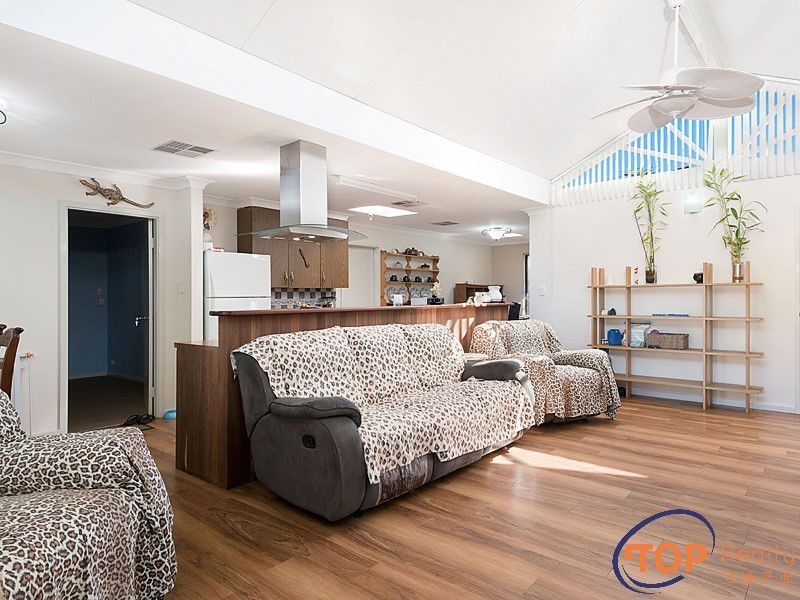 98 Pinetree Gully Road, Willetton WA 6155