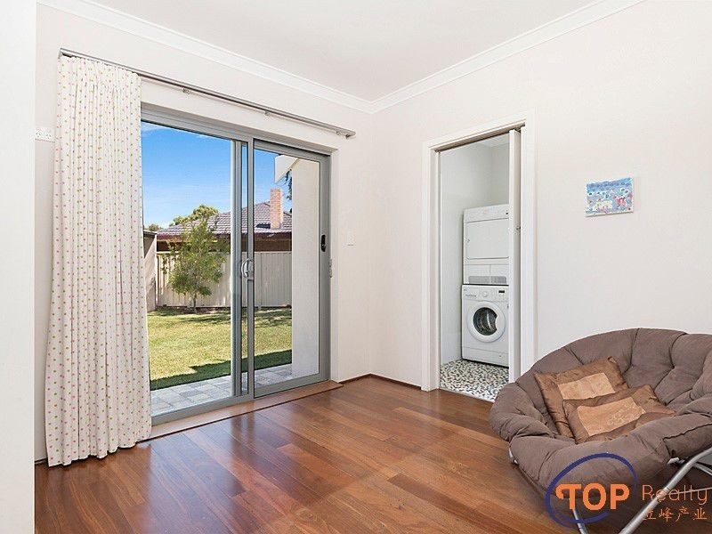 2 Brooklea Place, Ferndale WA 6148