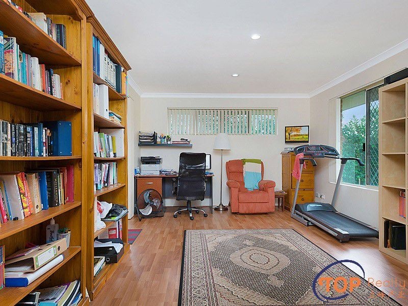 71 Casserly Drive, Leeming WA 6149