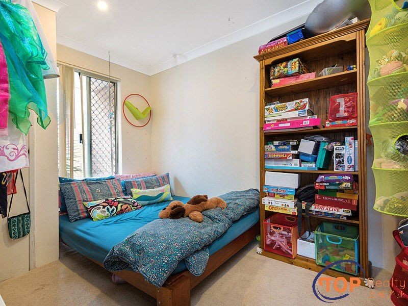 71 Casserly Drive, Leeming WA 6149