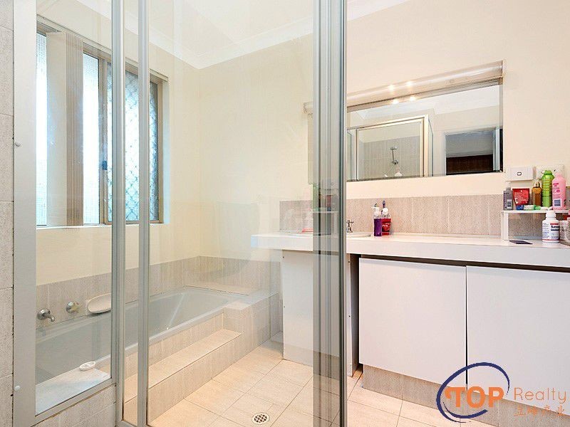 71 Casserly Drive, Leeming WA 6149