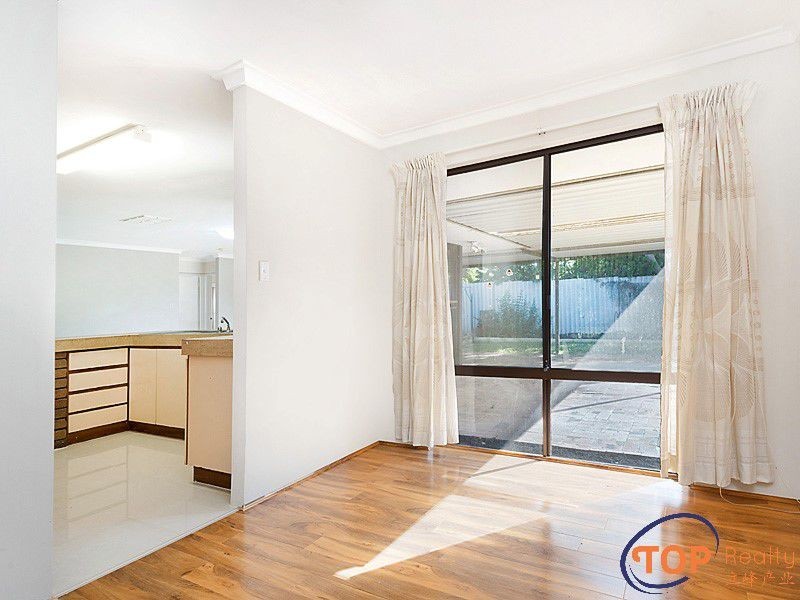 12 Collins Road, Willetton WA 6155