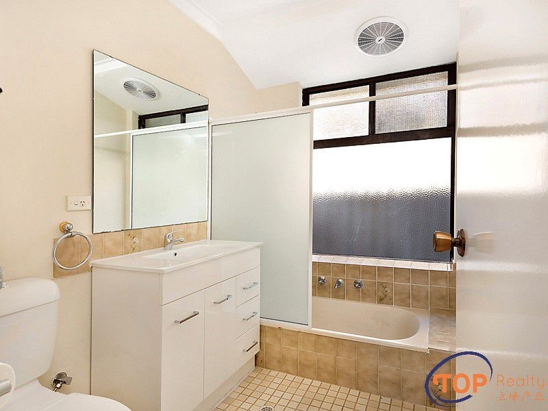 12 Collins Road, Willetton WA 6155