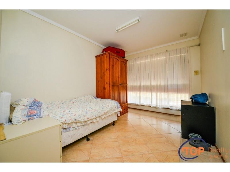 45 Vahland Avenue, Riverton WA 6148